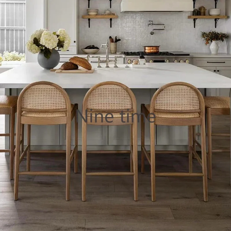 Commercial Kitchen Design - Massivholz-Rattan Küchenbarhocker mit Armlehnen, Design-Salonstühle, Hochstühle